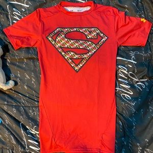 UNDER ARMOR DRI-FIT SHIRT